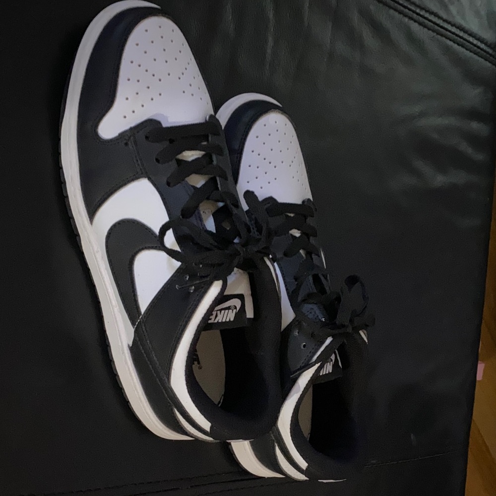 Nike Men's Athletic Black and White Shoes